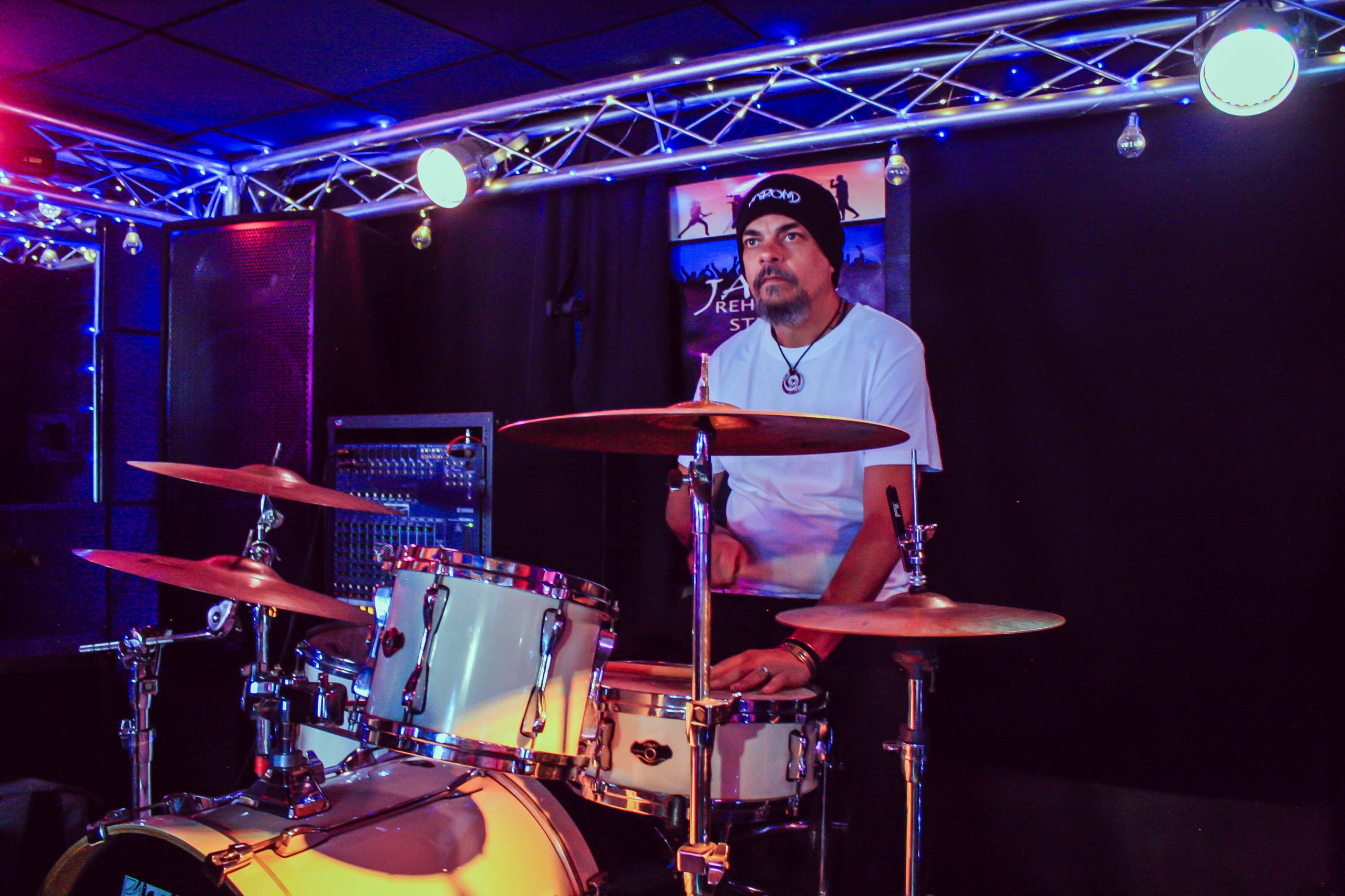 Vabond — Live & Rehearsals